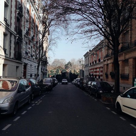 Studio Situe Dans Un Quartier Calme Et Residentiel A Montrouge A Seulement 2 Minutes Du Metro Exterior foto