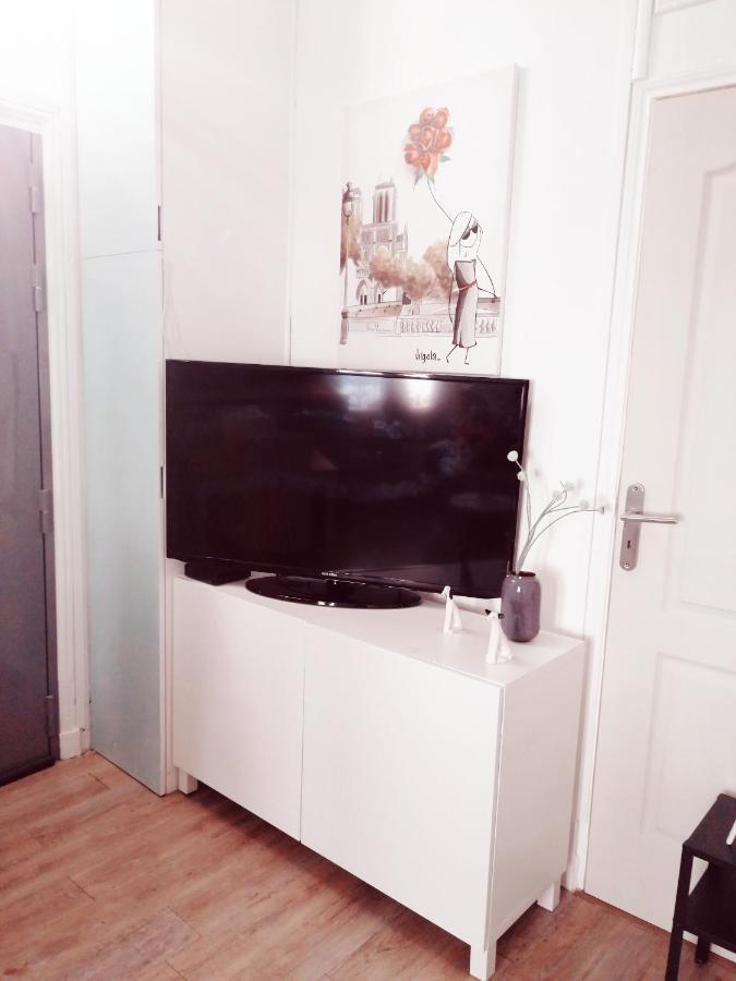 Studio Situe Dans Un Quartier Calme Et Residentiel A Montrouge A Seulement 2 Minutes Du Metro Exterior foto